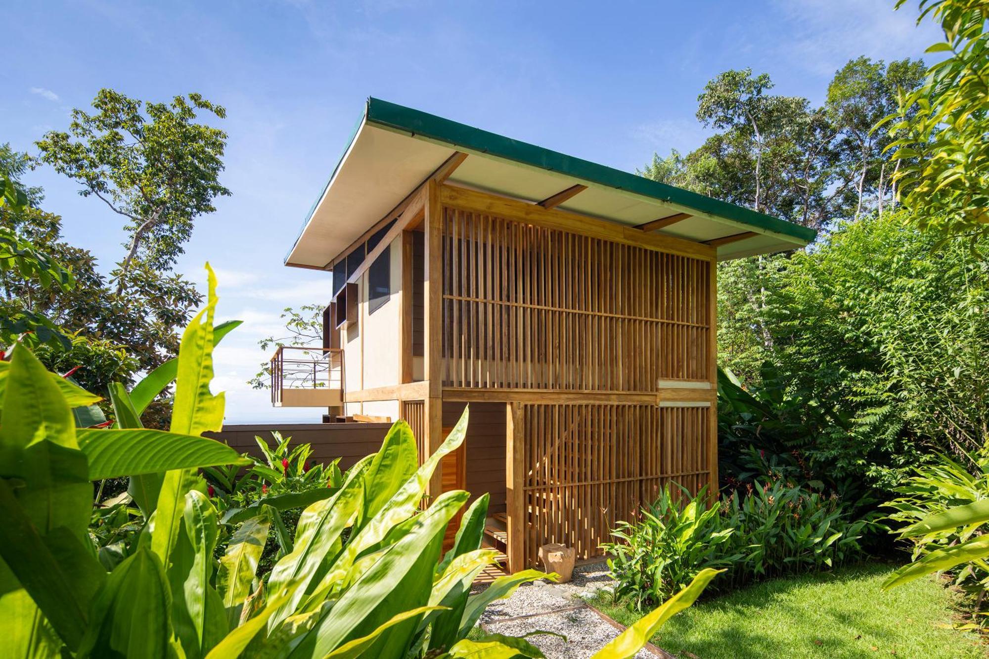 Lodge El Remanso Rainforest *